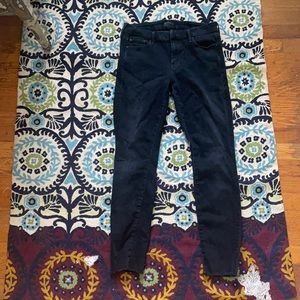 Anthropologie- Mother Looker Ankle Fray Denim